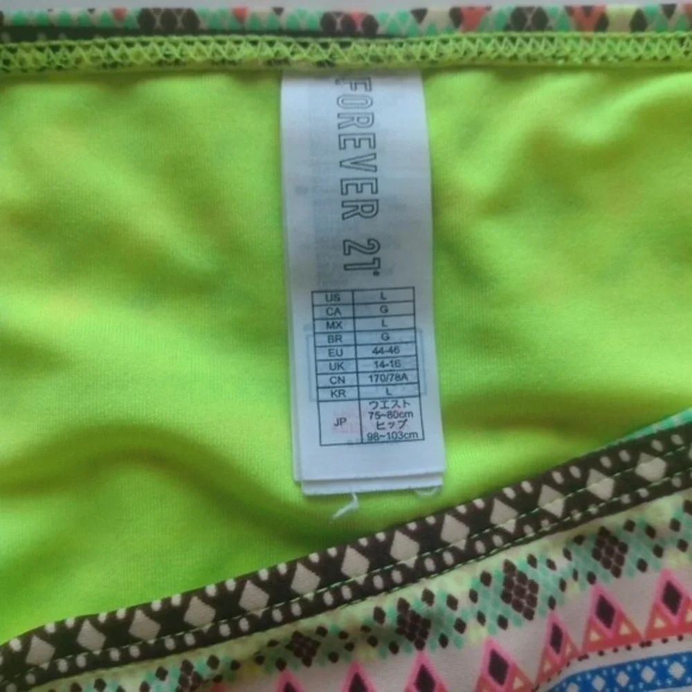 Forever 21- 2 piece Bikini swimsuit, size Large